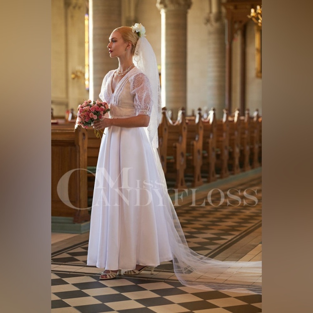 Miss Candyfloss Sabella May Lace Wedding Dress in Quartz White